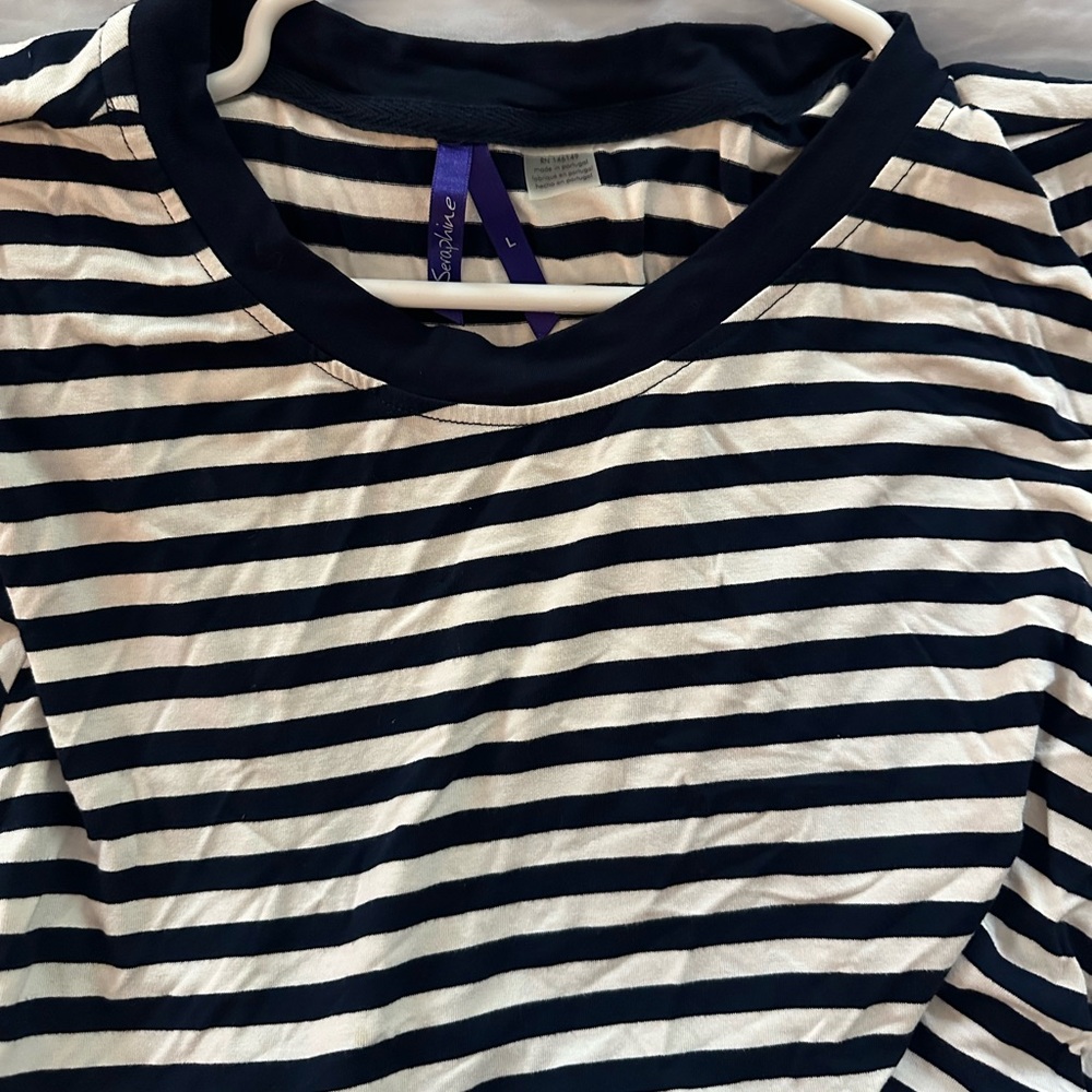 Seraphine maternity/nursing dress worn only twice. Very soft and versatile!